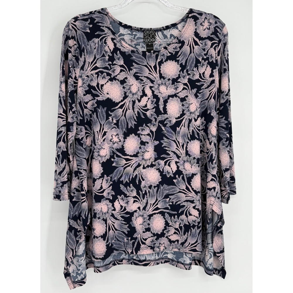 Clara Sunwoo Womens Navy Pink Floral Sharkbite Tunic Top 3/4‎ Sleeve Sz M USA